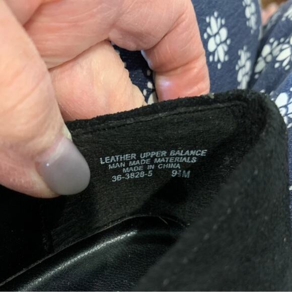 Coup D’etat black leather flats. 1.5” heel metal chain toe detail size‎ 9.5 M - Picture 5 of 8